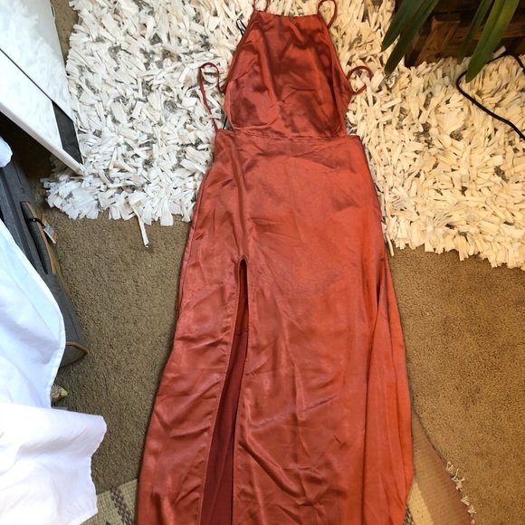 White fox salmon formal dress - Picture 2 of 2